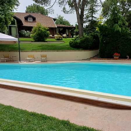 Tenuta Degli Angeli Rossi Asti Exteriér fotografie