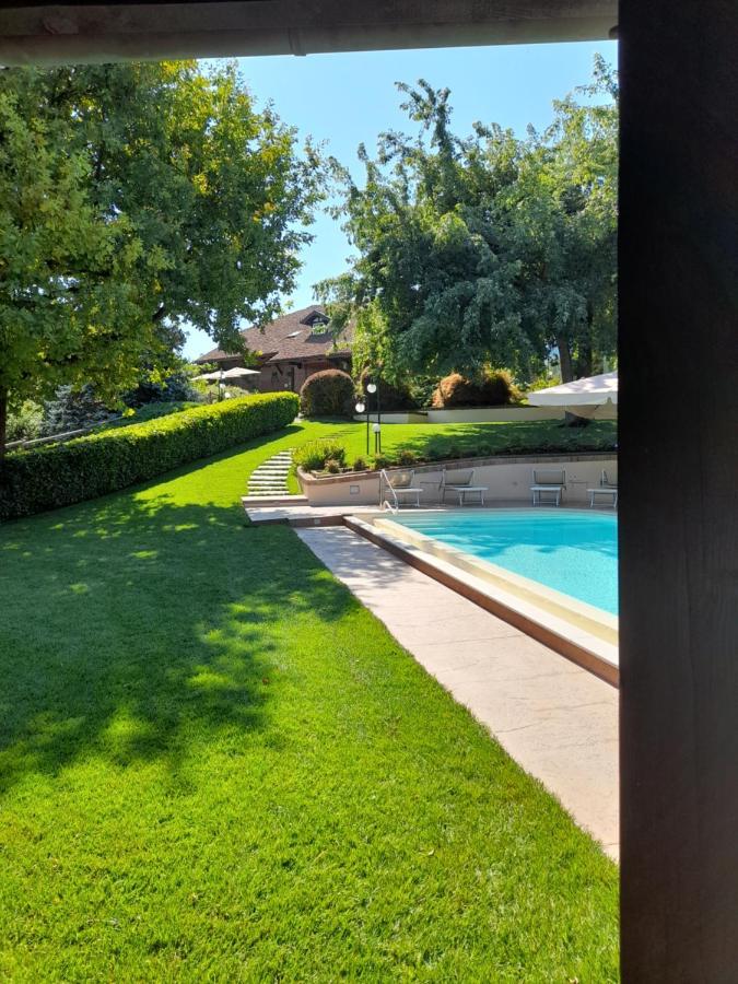 Tenuta Degli Angeli Rossi Asti Exteriér fotografie